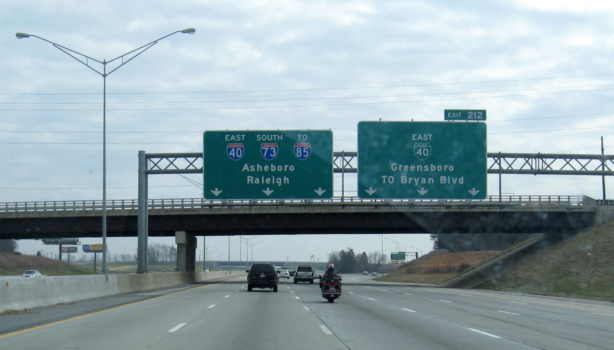 Photo of exit signage of I-40 East for Greensboro Loop, before I-40 was moved
back on old alignment, Dec. 2008