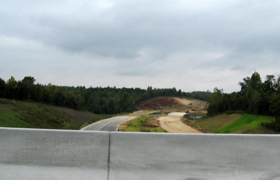 Photo of construction progress north of Poole Road bridge over I-74 Freeway, 
Sept. 2009