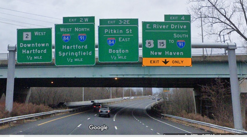 Image of 4 new overhead signs on CT 2 West in East Hartford, Google Maps Street View, December 2023