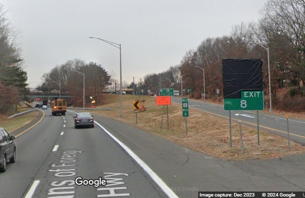 Image of new gore sign for CT 94 exit on CT 2 East in Glastonbury, Google Maps Street View, December 2023