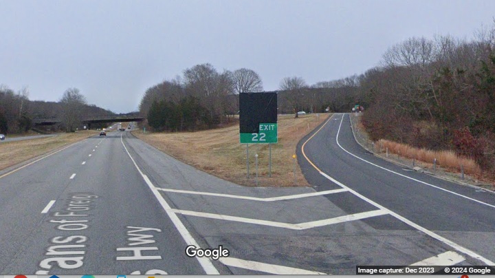 Image of new gore sign for Gilman/Lebanon exit on CT 2 East with new number covered, Google Maps Street View, 
      December 2023