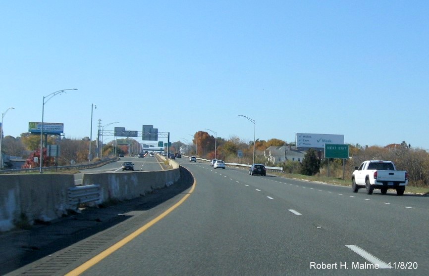 Image of next exit guide sign with number removed prior to MA 18 South exit on I-195 West in New Bedford, November 2020