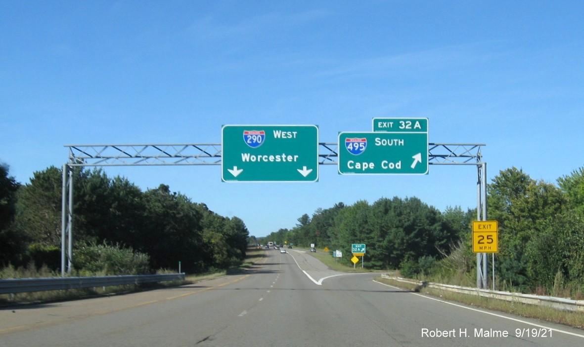 Image of overhead signage at ramp for I-495 South exit with new milepost based exit number at the beginning of I-290 West in Marlboro, September 2021
