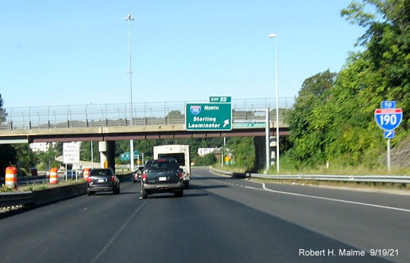 Image of overhead ramp sign for I-190 North exit with new milepost based exit number in I-290 West in Worcester, September 2021