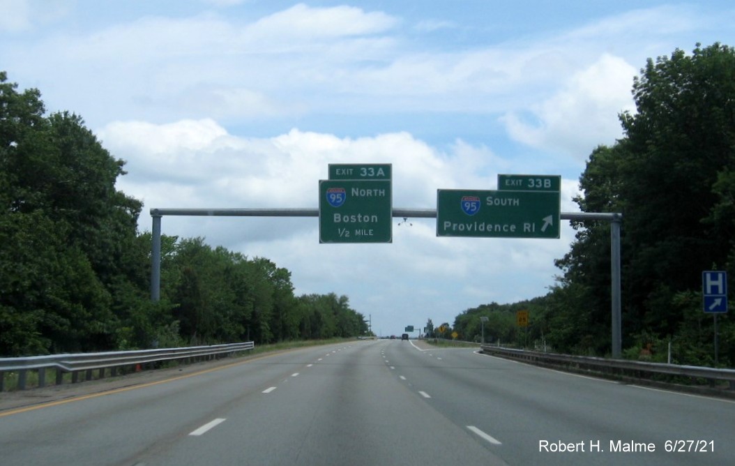 Image of overhead signage at ramp for I-95 South exit with new milepost based exit number on I-495 South in Mansfield, June 2021 