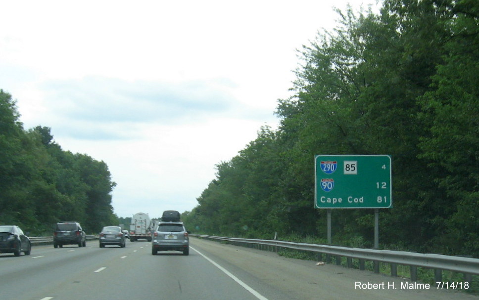 Image of recently installed ground mounted post-interchange distance sign on I-495 South in Bolton