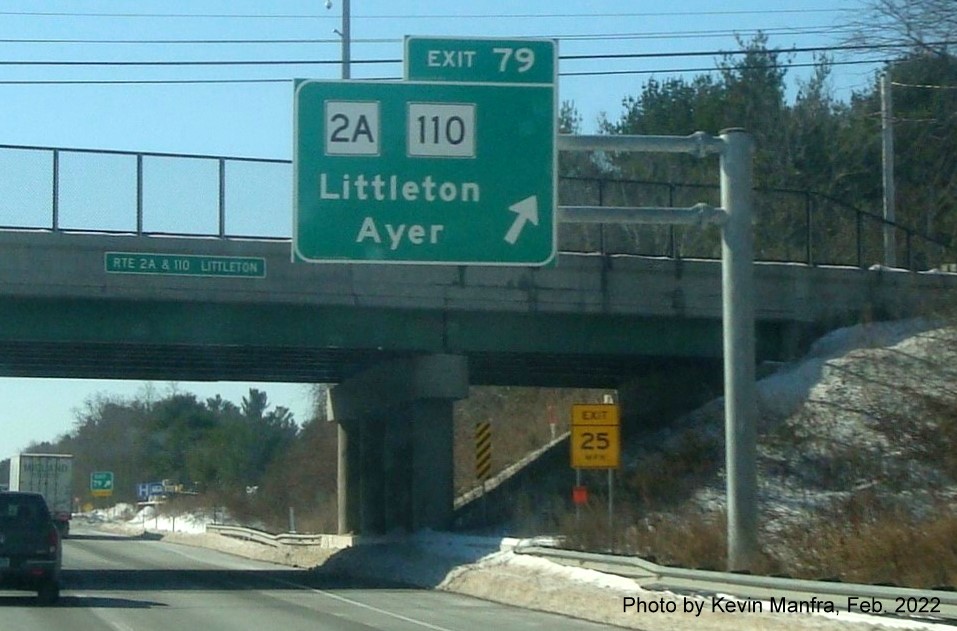 Image of recently placed overhead ramp sign for MA 2A/110 exit on I-495 South in Littleton, by Kevin Manfra, February 2022