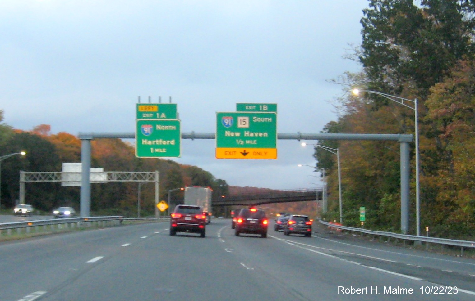 Image of new 1/2 mile advance sign for the I-91/CT 15 exits with the new milepost based exit numbers, October 2023