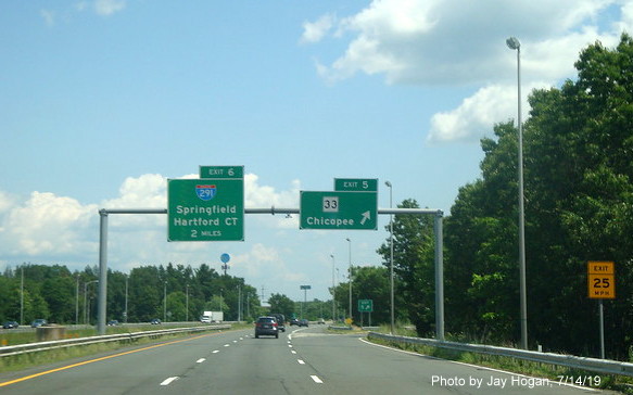 Image of overhead ramp signs at the MA 33 exit on I-90/Mass Pike East in Chicopee