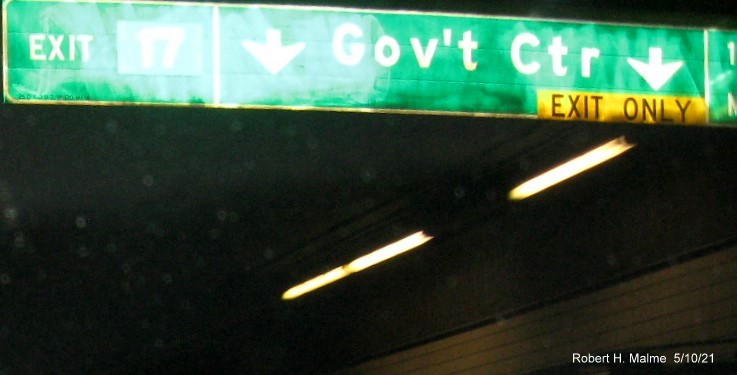 Image showing closeup of 1/4 mile advance sign for Government Center exit with new milepost based exit number on I-93 North in Boston, May 2021