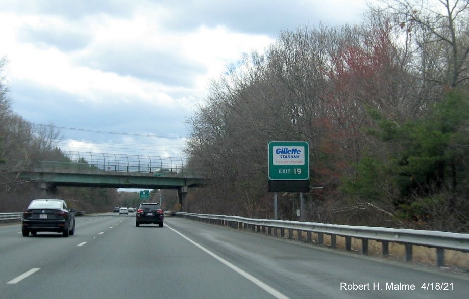 Image of auxiliary sign for US 1 exit with new milepost based exit number on I-95 South in Sharon, April 2021