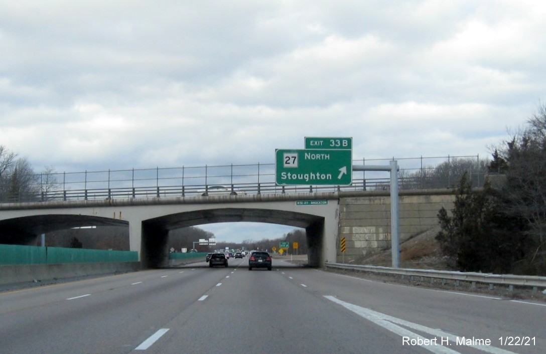 Image of overhead ramp sign for MA 27 North exit with new milepost based exit number on MA 24 North in Brockton, January 2021