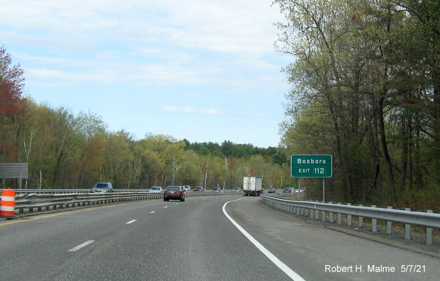 Image of auxiliary sign for Taylor Street exit with new milepost based exit number on MA 2 East in Littleton, May 2021