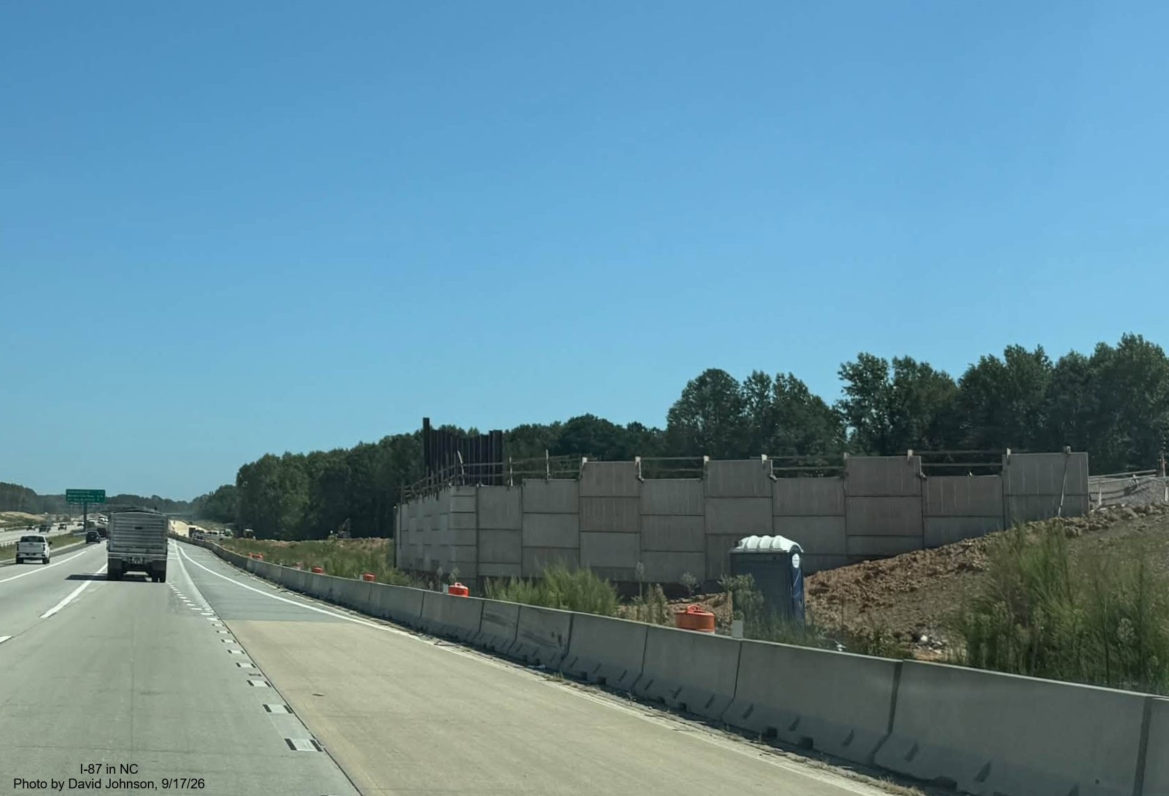 Image bridge construction for NC 540 on I-87 North / Knightdale Bypass in
Raleigh, by David Johnson