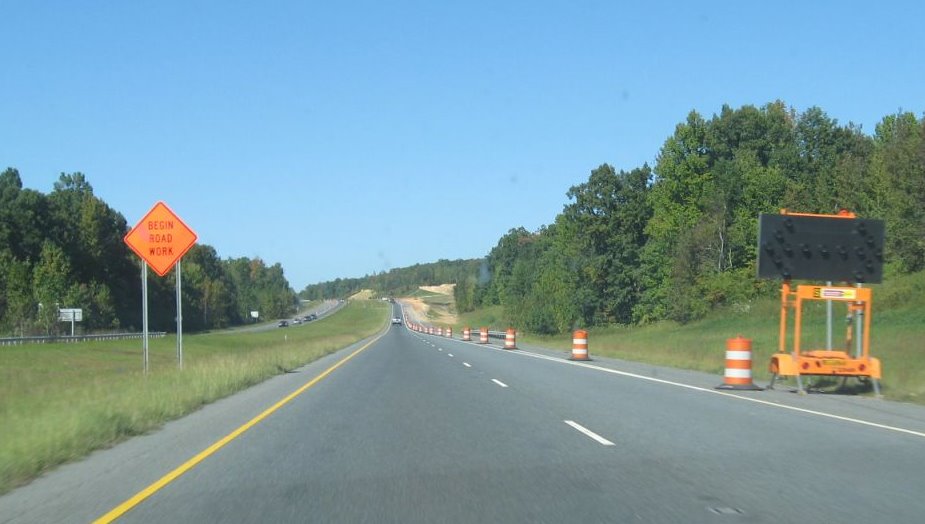 Photo of construction progress on I-73 South/I-74 East Rest Area in 
Randolph County, Oct. 2008