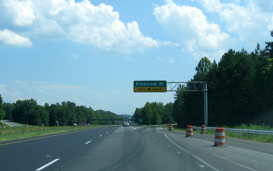 Photo of new overhead sign at the Pineview Street exit on US 220 (Future 
I-73/I-74) South, July 2012