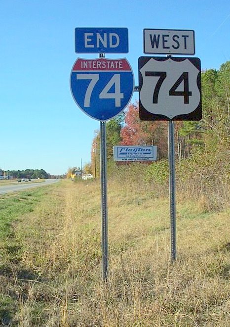 Photo of the former End I-74 sign at west end of the Laurinburg Bypass 
in Nov. 2008