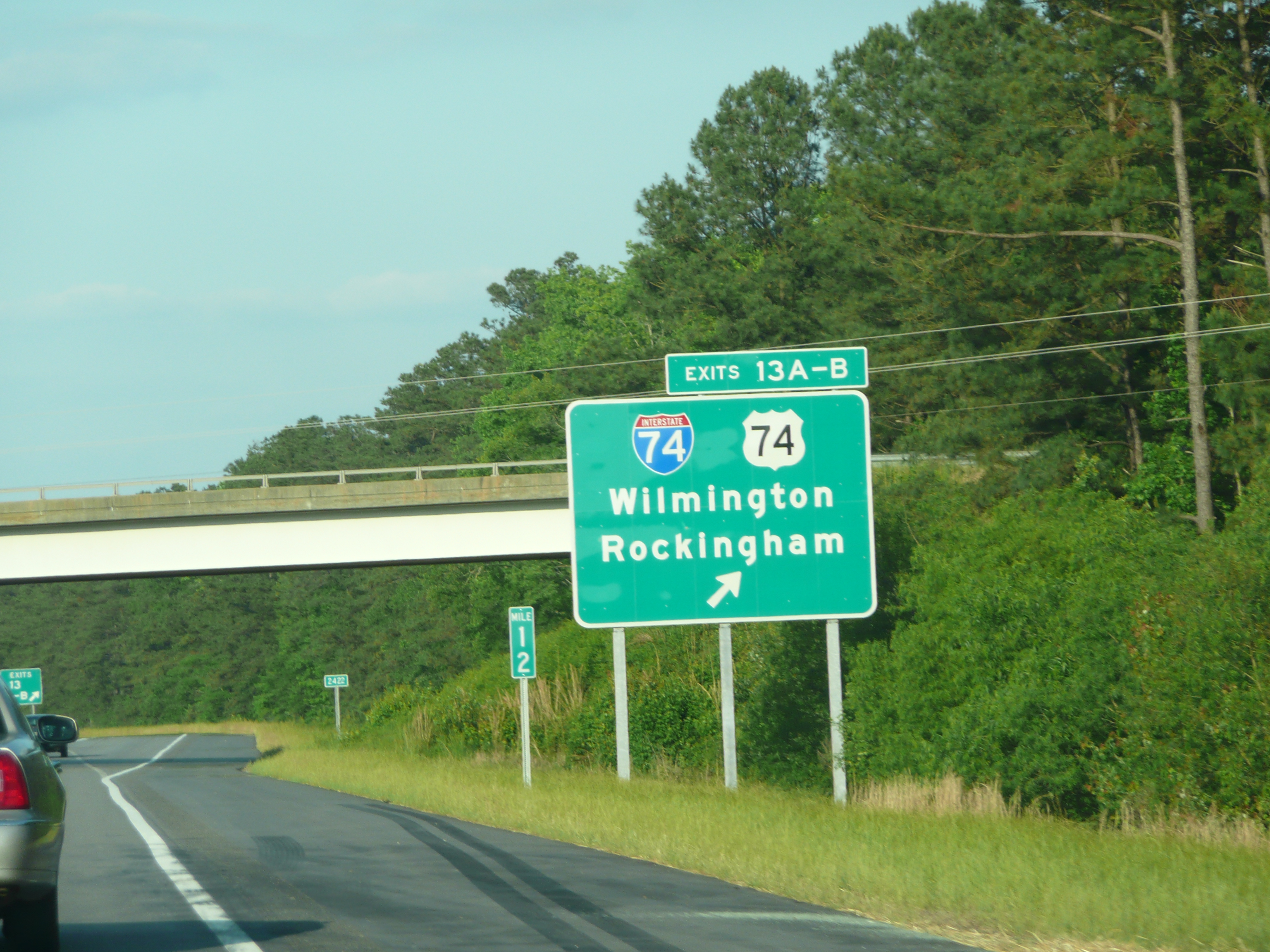 Photo of C/D/ ramps for I-74/US 74 interchange on I-95 North near Lumberton, 
May 2009