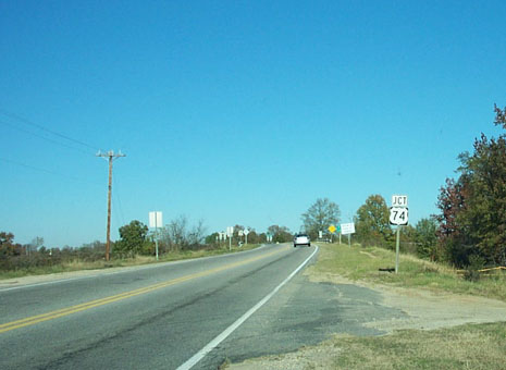 Photo of Junction US 74 signage typical of Laurinburg Bypass before any I-74 signs
were placed there