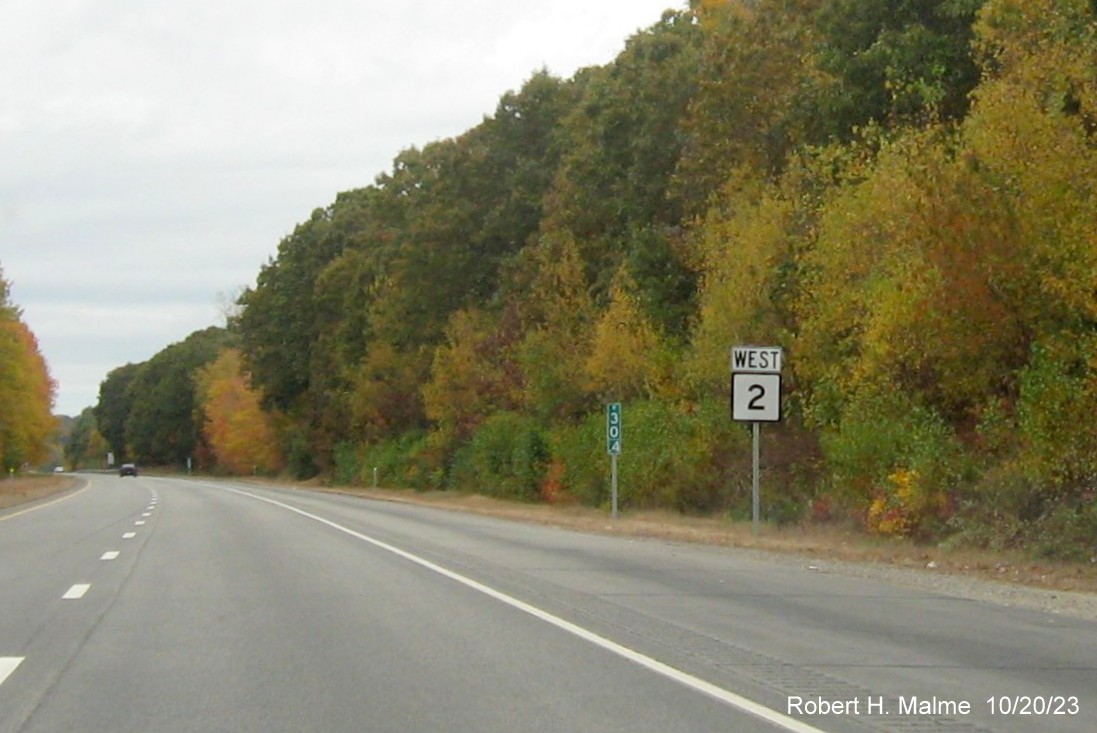 Image of new West CT 2 West mile marker in front of one of he newly installed mile markers
after the Gilman/Lebanon exit, October 2023
