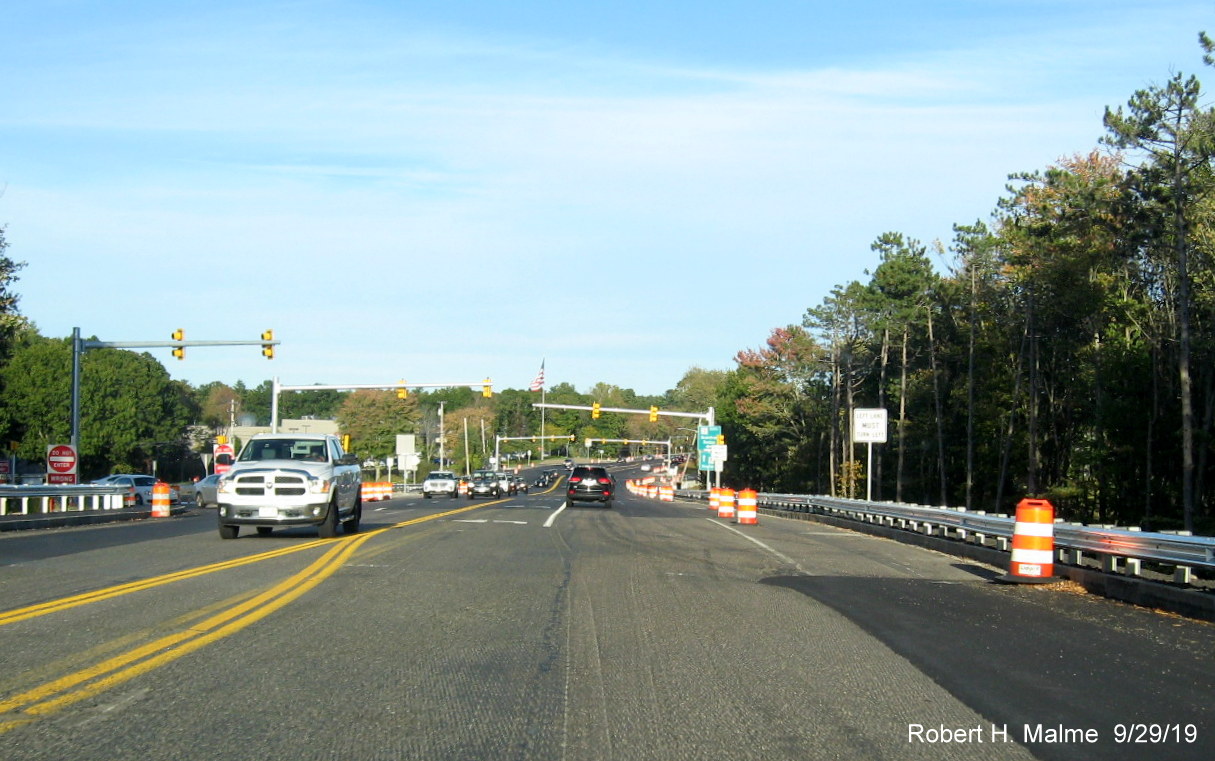 Image of construction progress in widening Derby Street in vicinity of Benjamin Lincoln Bridge over MA 3 in late Sept. 2019