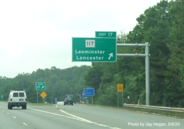 Image of new overhead ramp sign for the MA 117 exit on I-190 South 
		in Leominster, by Jay Hogan, June 2025