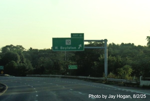 Image of new overhead ramp sign for the MA 12 exit on I-190 North 
		in West Boylston, by Jay Hogan, August 2025