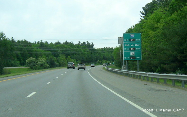 Image taken of activated Real Time Traffic sign on I-190 South in Lancaster