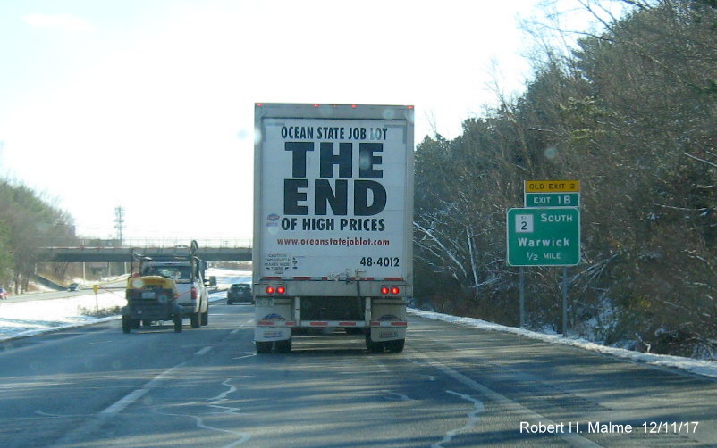 Image of 1/2 mile advance sign for RI 2 South exit on I-295 South in Warwick with new exit number