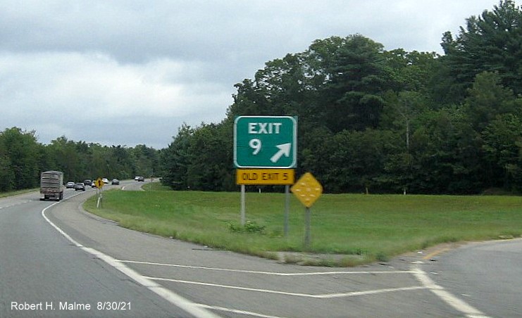 Image of 1/2 Mile advance overhead sign for Depot Road exit with new milepost based exit number on I-395 North in Oxford, August 2021