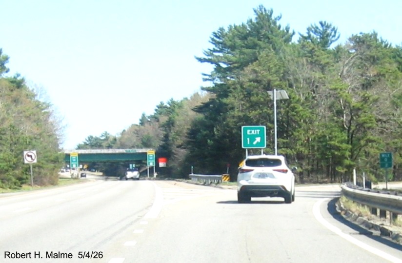 Image of new gore sign for I-195 West exit on I-495 South in Wareham, Google Maps 
	Street View, May 2026