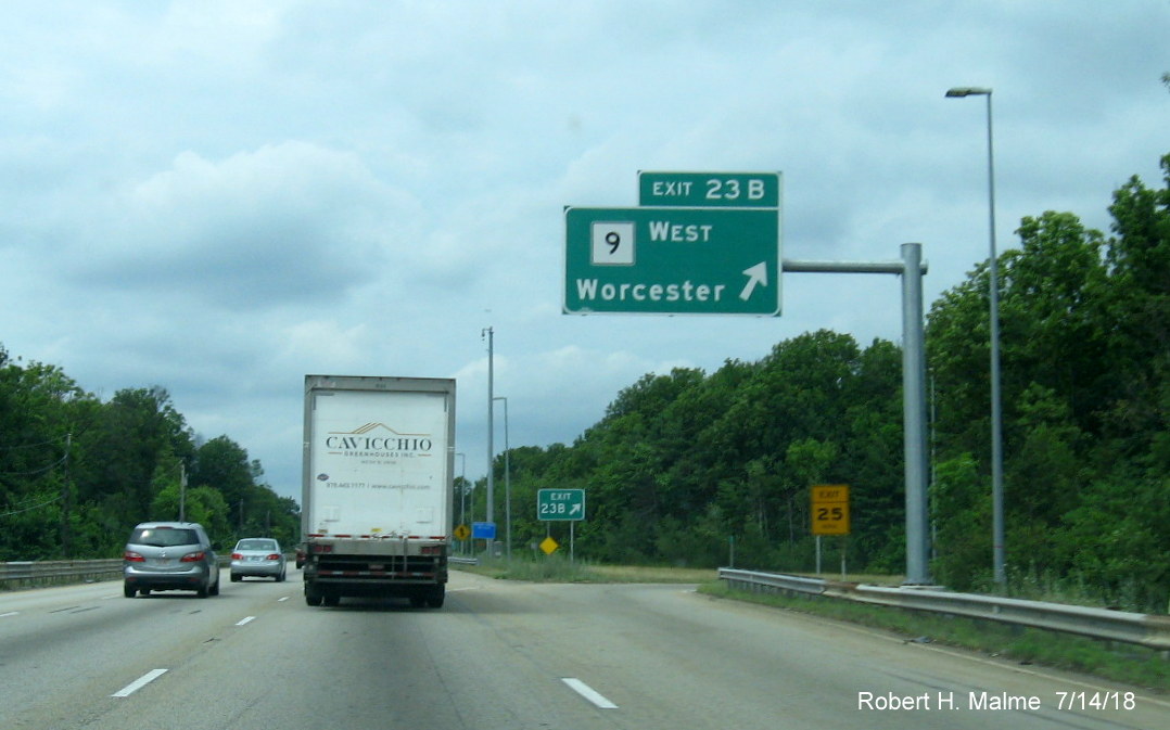 Image of newly placed overhead exit ramp sign for MA 9 West on I-495 North in Marlboro