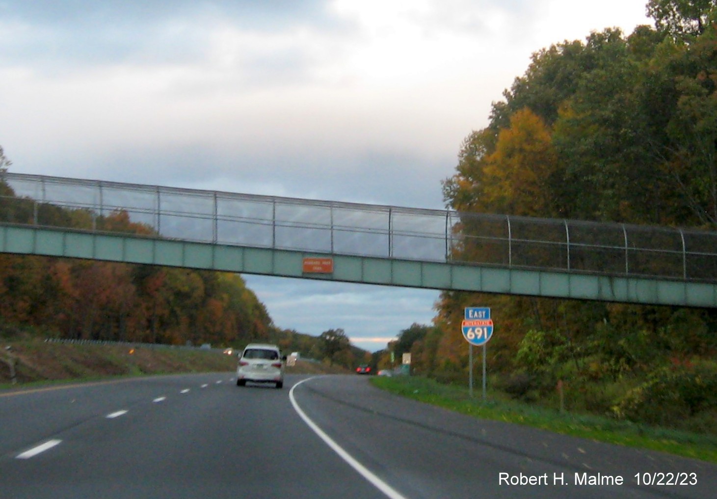 Image of new East I-691 reassurance marker after the CT 322 exit, October 2023