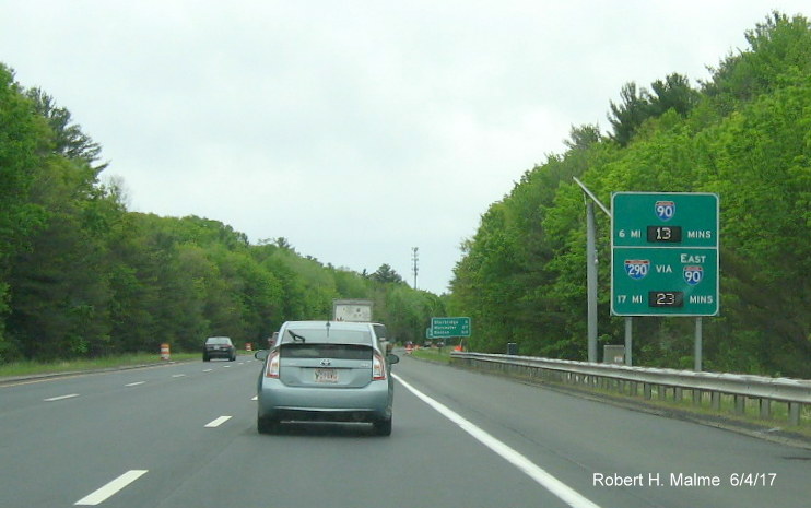 Image taken of Real Time Traffic sign on I-84 East in Sturbridge