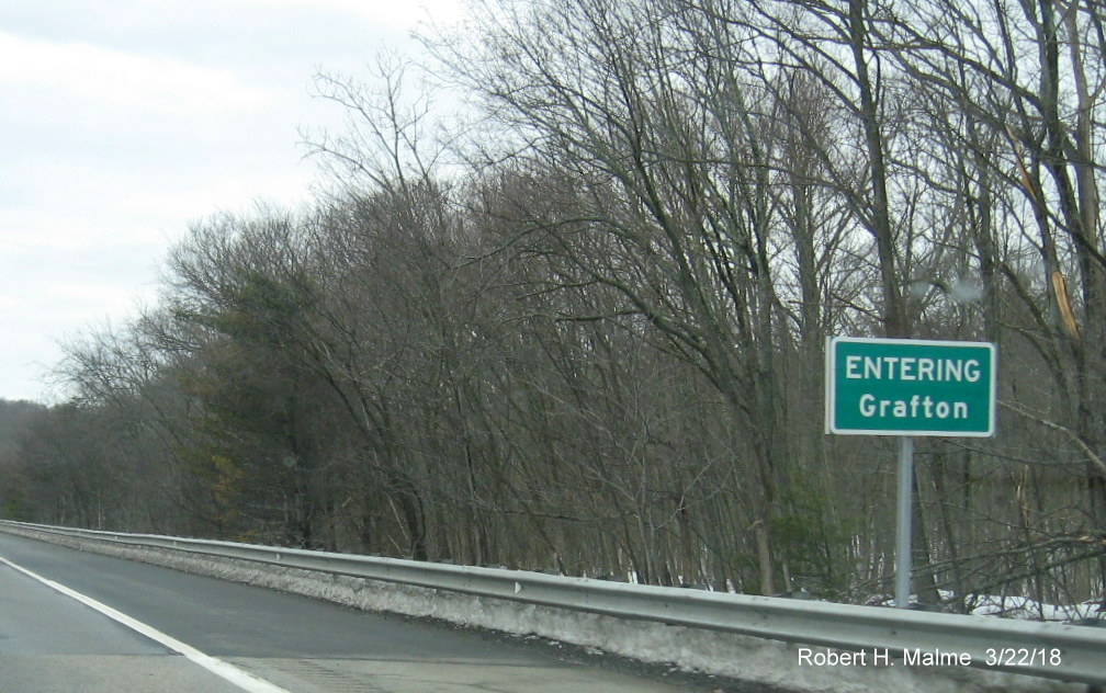 Image of new Grafton town line sign installed along I-90/Mass Pike West