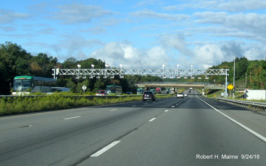 Image of completed electronic gantry over lanes of I-90/Mass Pike in Charlton