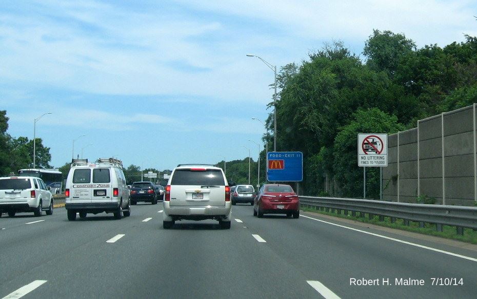 New image of new overhead exit sign for Exit 14 on I-93 North in Boston