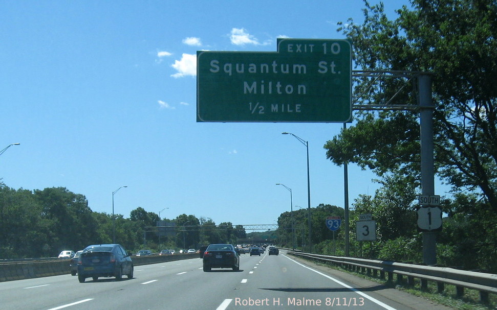 Photo of new I-93 sign along with previously existing signage on I-93 South in Milton