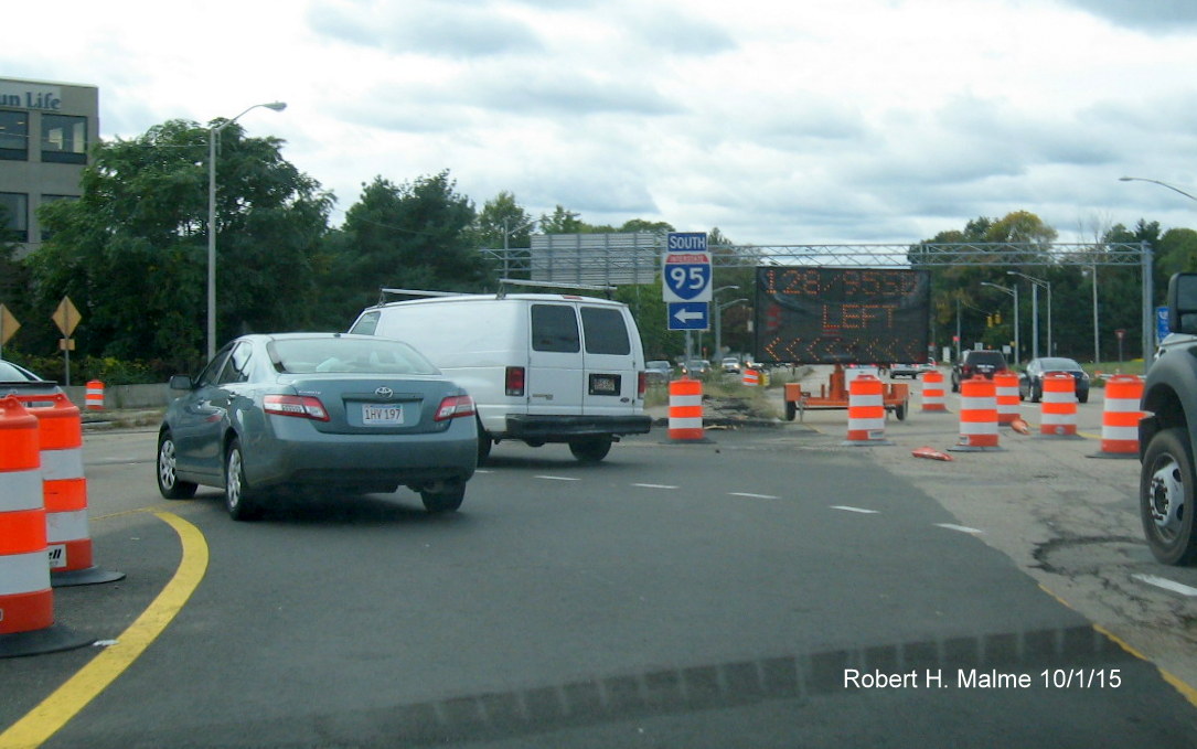 Image of signs at on-ramp to I-95 South from MA 9 West in Wellesley