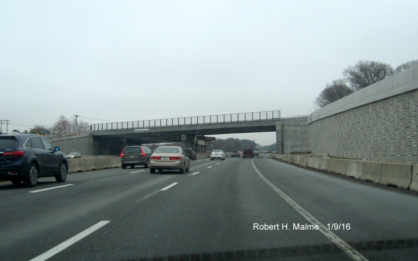 Image of new Kendrick Street bridge and support structure along I-95 South in Needham