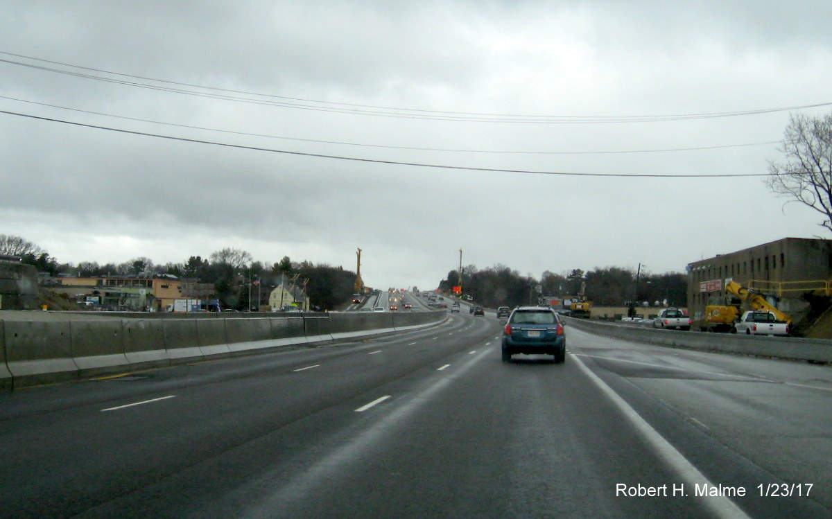 Image of construction zone along I-95/128 North in Needham