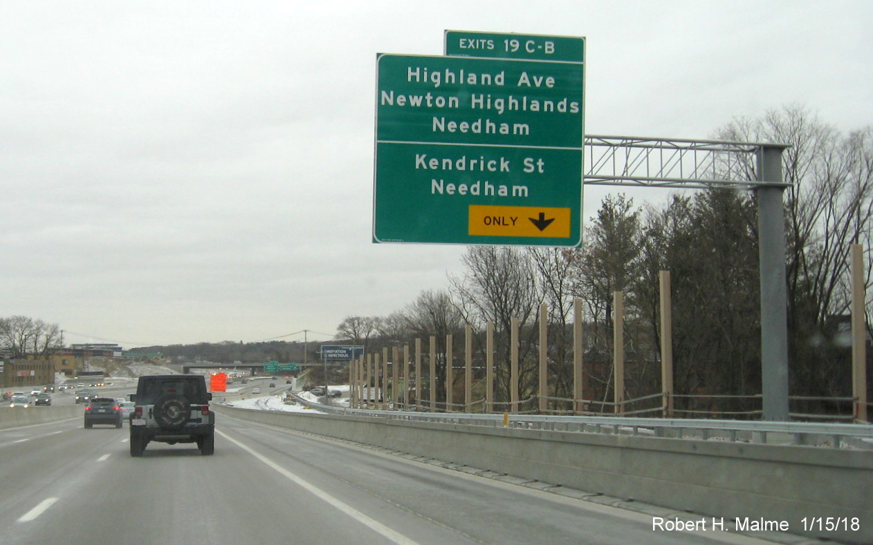 Image of new lane construction prior to Highland Ave exit on I-95 South in Add-A-Lane Project work zone in Needham