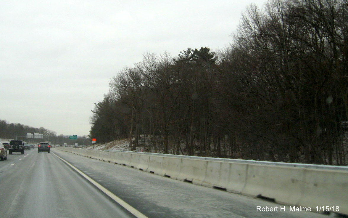 Image of construction at southern end of Add-A-Lane Project work zone on I-95 South in Needham