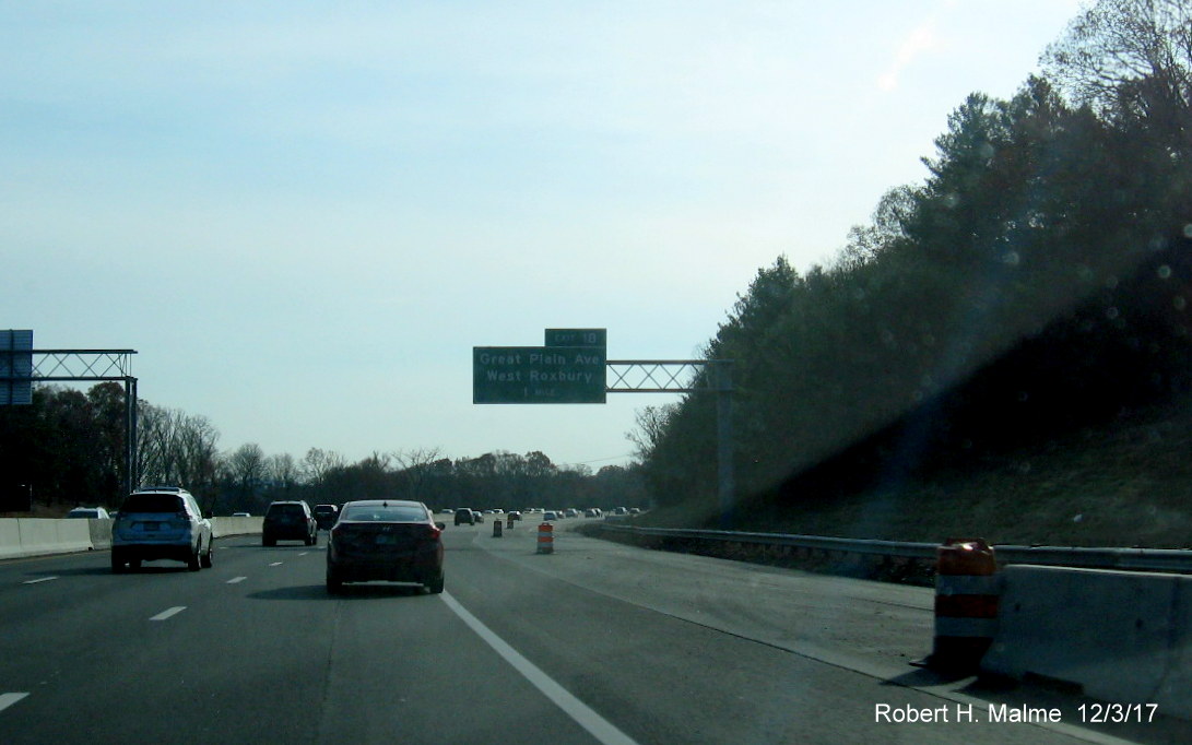 Image of southern end of Add-A-Lane Project work zone on I-95 South in Needham showing construction in right shoulder