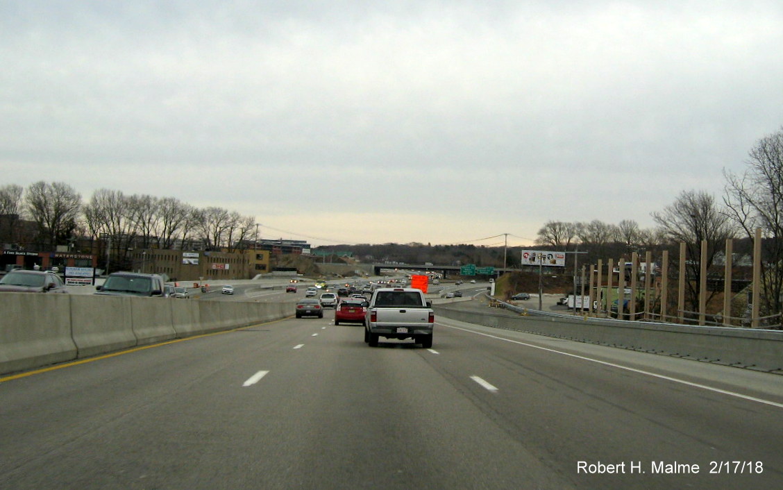 Image of construction along I-95 South in Add-A-Lane Project work zone in Needham