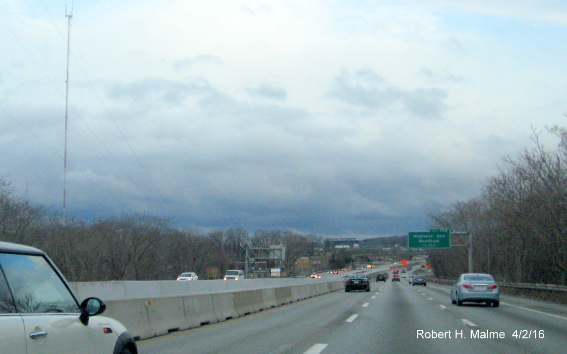 Image of center median construction along I-95 in Needham
