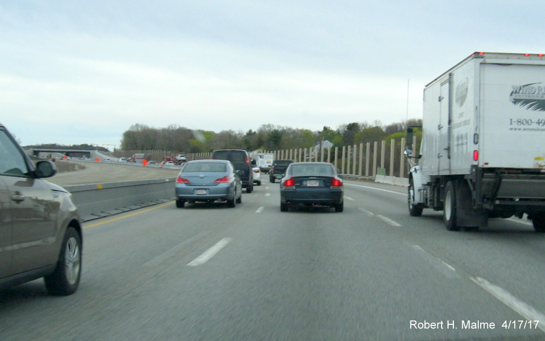 Image taken of I-95 Add-A-Lane construction zone just south of Highland Ave. in Needham