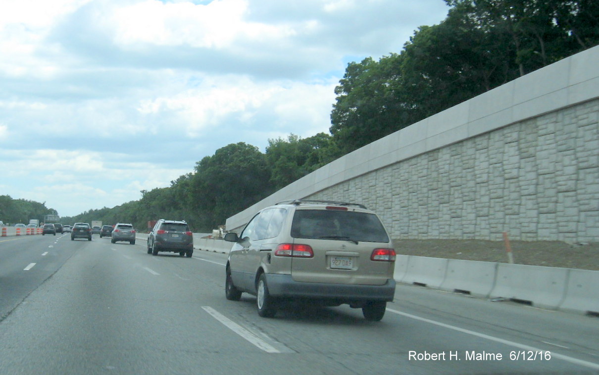 Image of new retaining wall for future on-ramp to I-95 South from Kendrick St in Needham