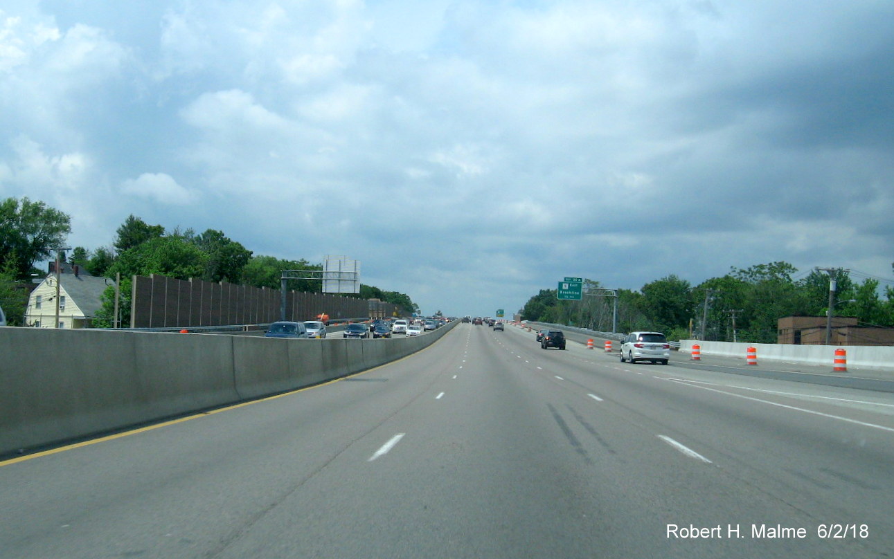 Image of construction progress beyond Highland Ave on I-95 North in Add-A-Lane Project work zone in Needham