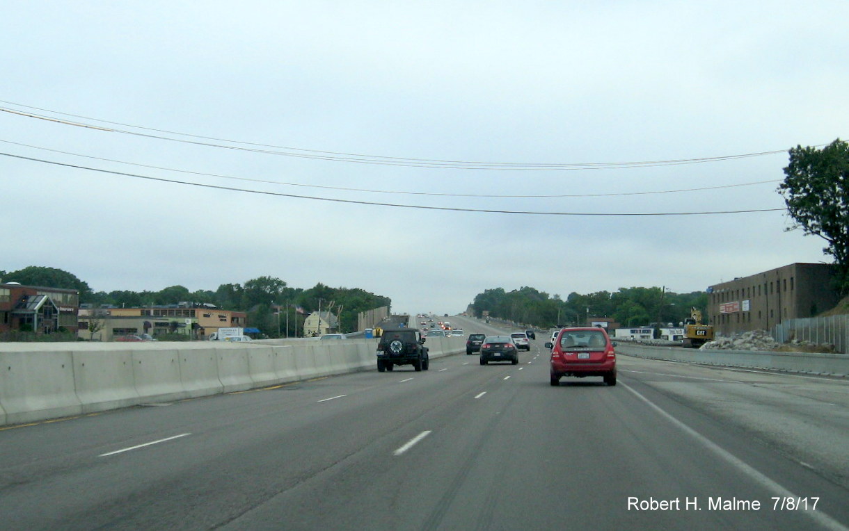 Image of Add-A-Lane construction zone on I-95 North after Highland Ave bridge in Needham